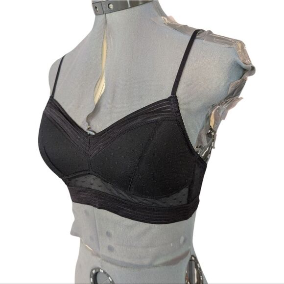 Women's black lace wirefree bra size large - Picture 2 of 5